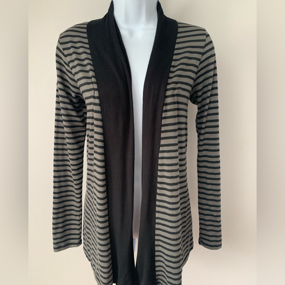 Michael Farrell Black and Gray Striped Women's Cardigan - Picture 1 of 16